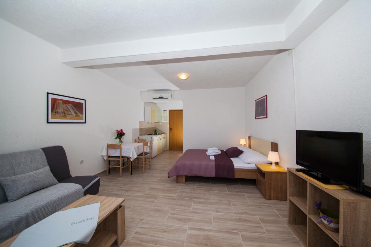 Apartments Kovacic Makarska Ngoại thất bức ảnh