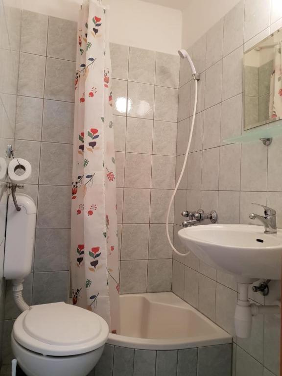 Apartments Kovacic Makarska Ngoại thất bức ảnh