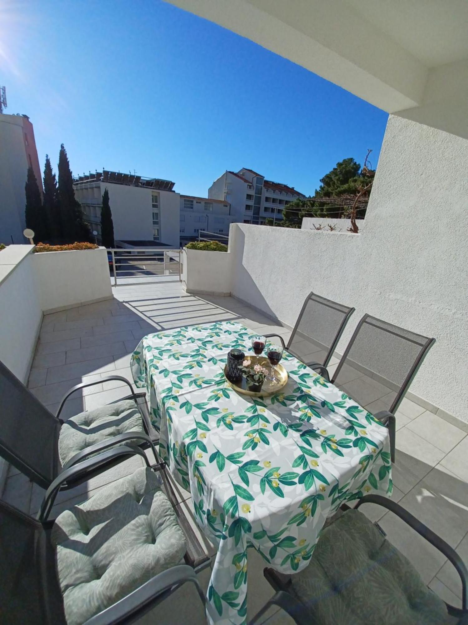Apartments Kovacic Makarska Ngoại thất bức ảnh