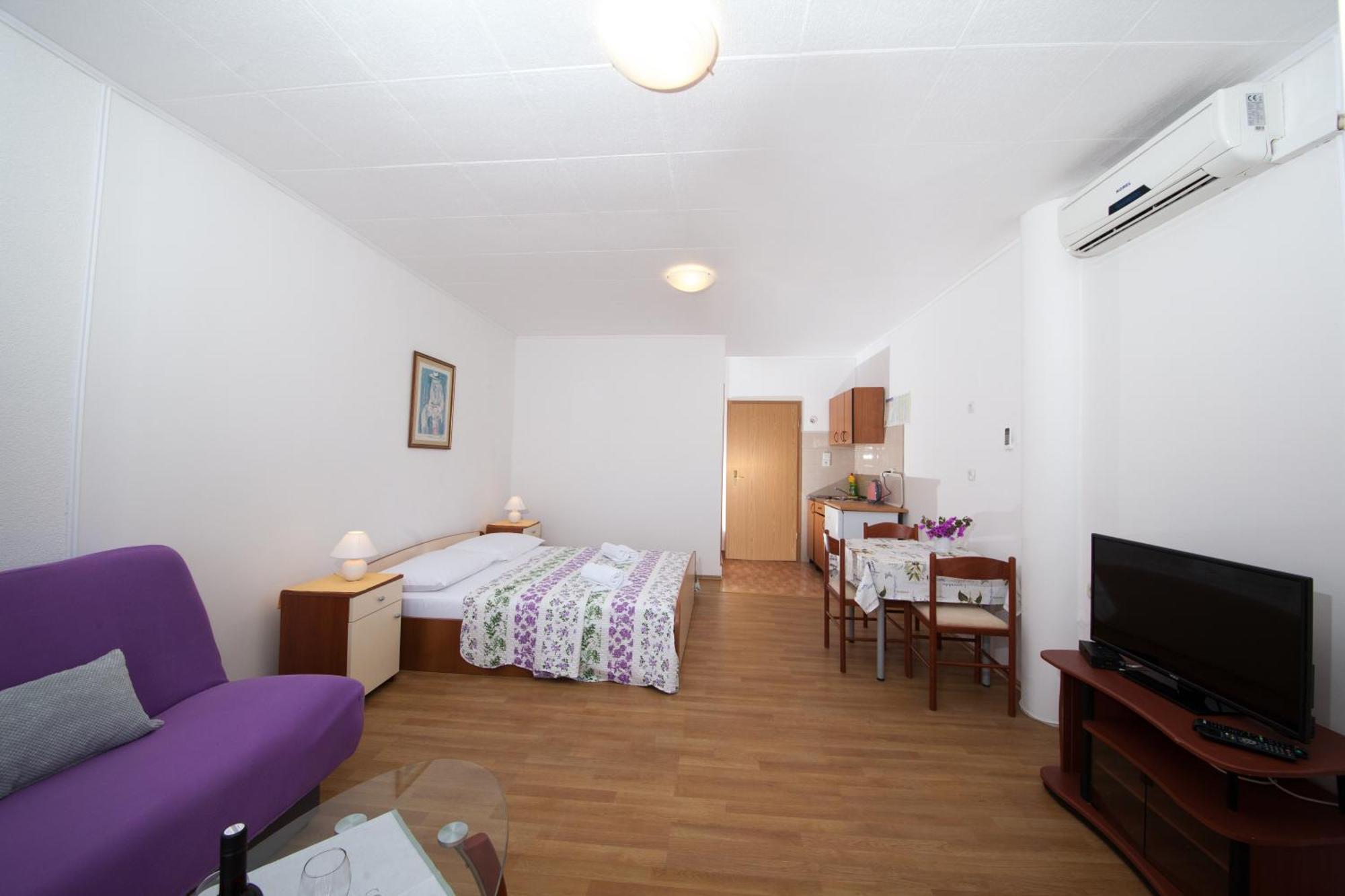 Apartments Kovacic Makarska Phòng bức ảnh