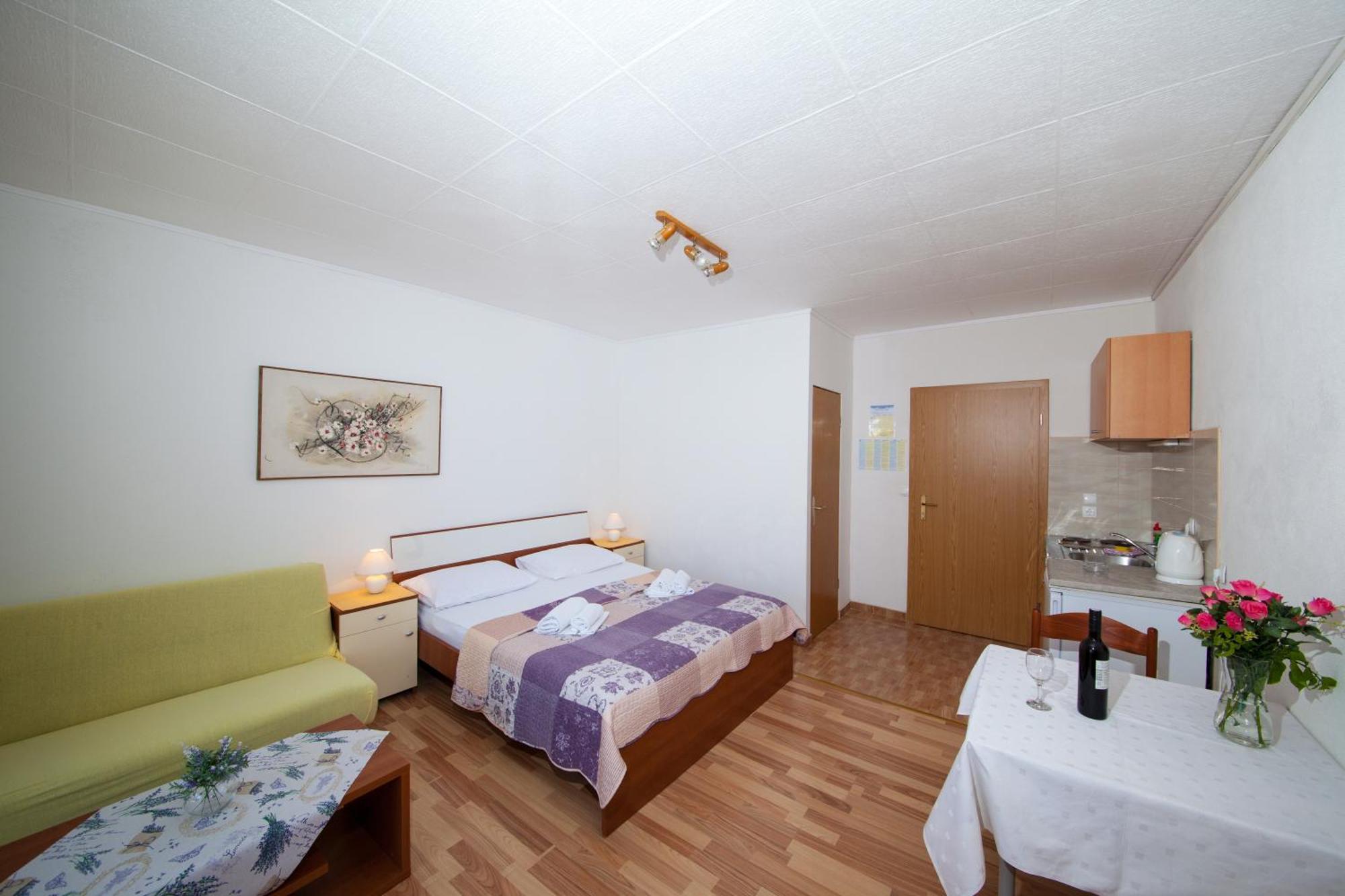 Apartments Kovacic Makarska Phòng bức ảnh