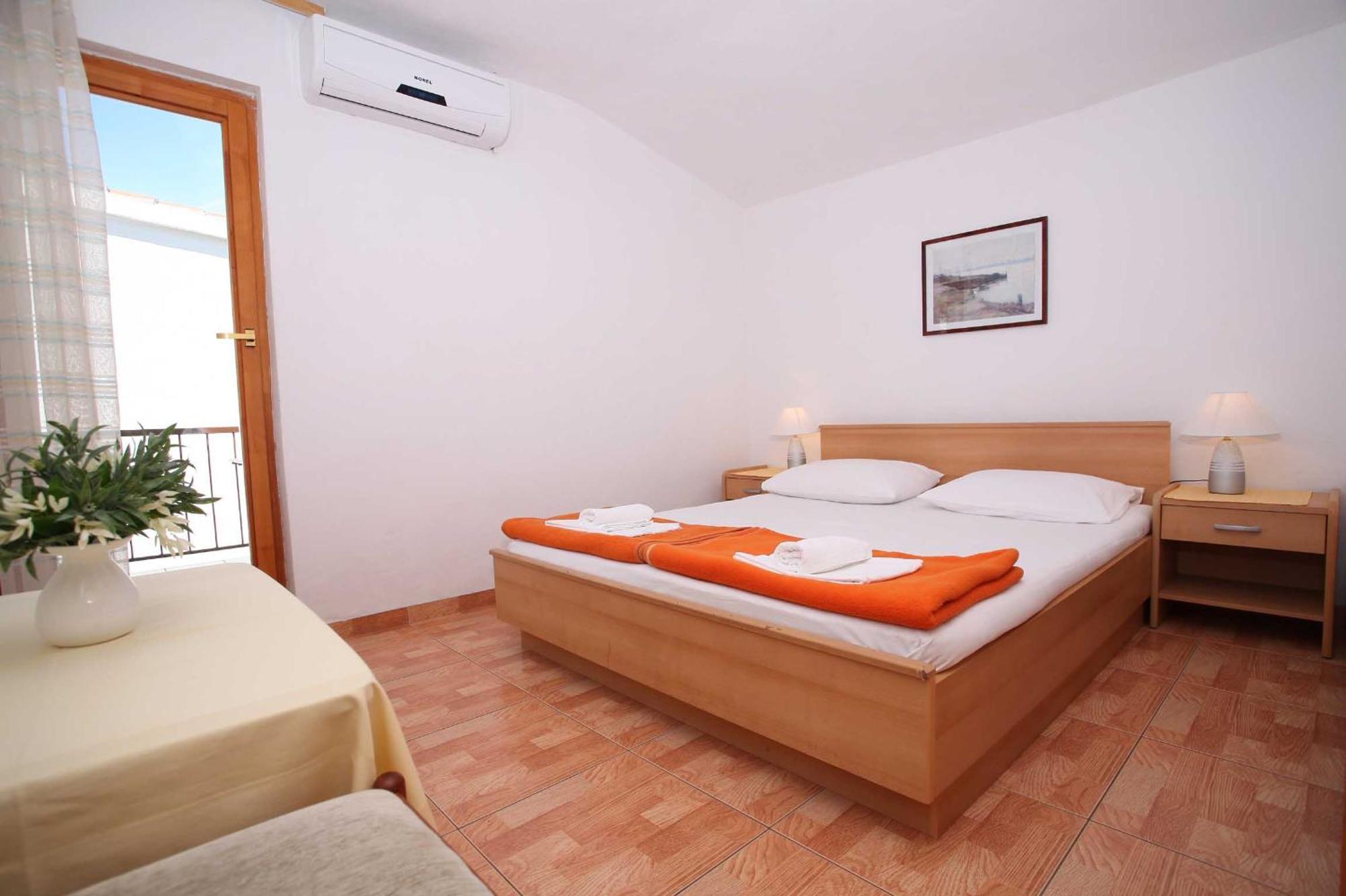 Apartments Kovacic Makarska Ngoại thất bức ảnh