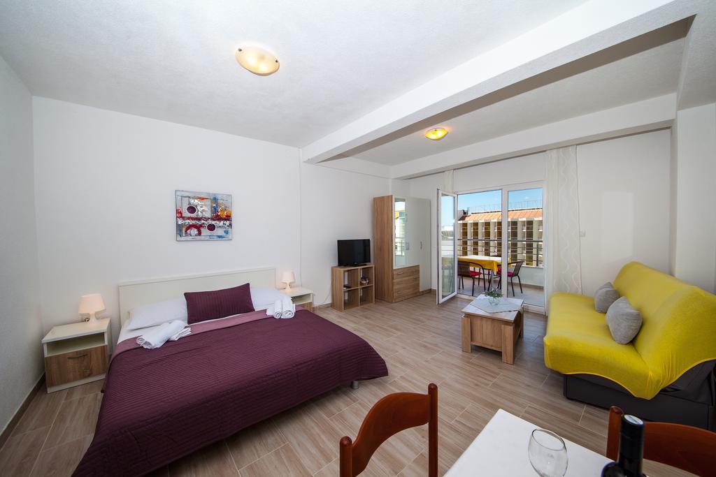 Apartments Kovacic Makarska Ngoại thất bức ảnh