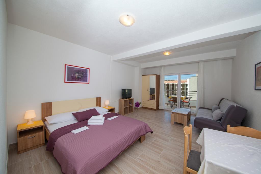 Apartments Kovacic Makarska Ngoại thất bức ảnh